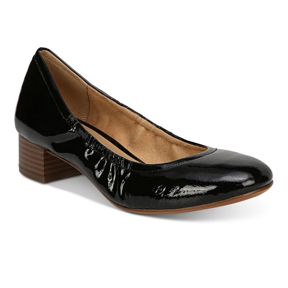GUC Naturalizer black patent leather Adeline pumps